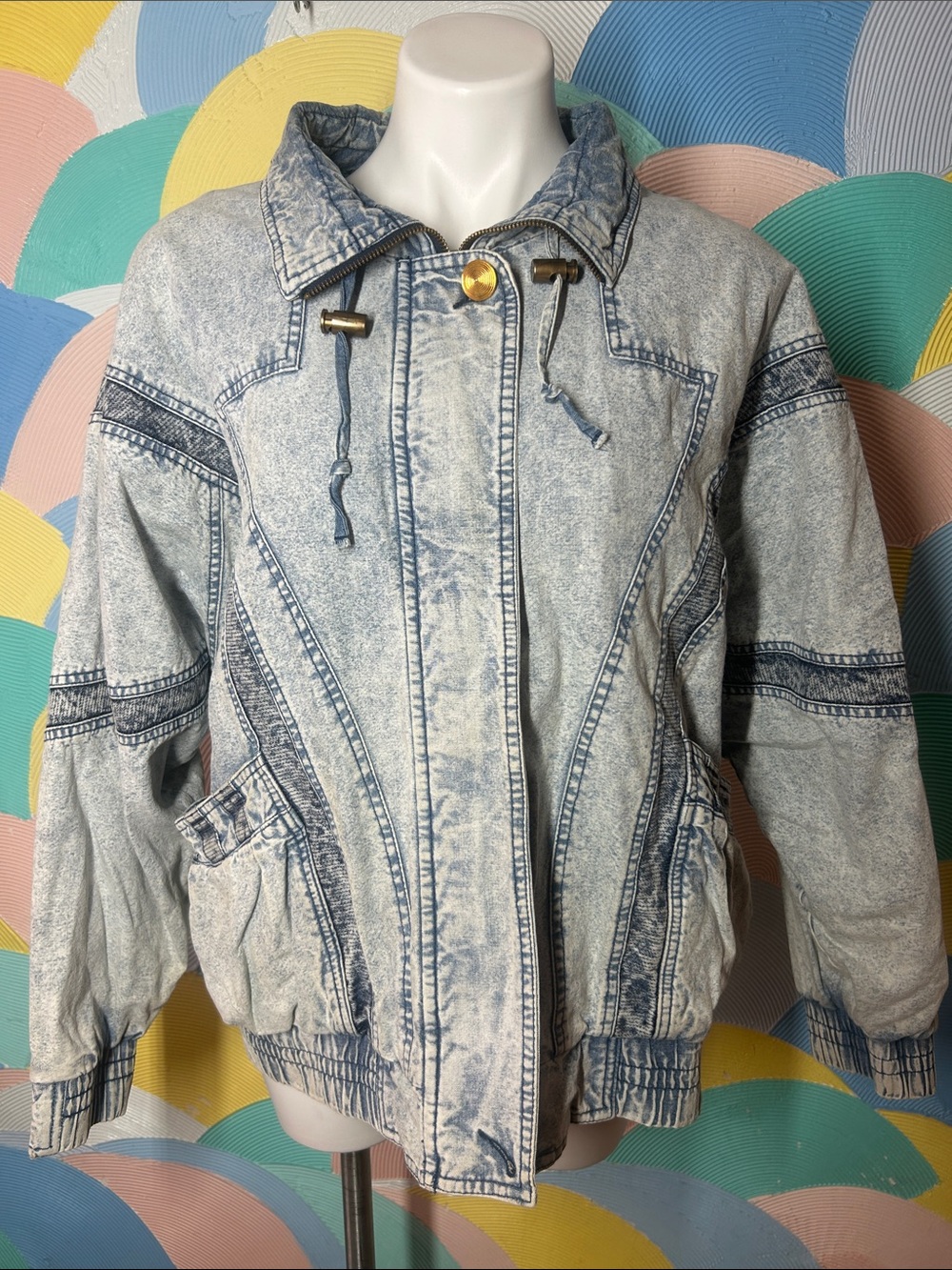 Vintage 80s Acid Wash Denim Bomber Jacket Light Blue floral lining gold button